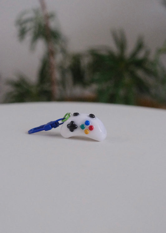 Gamepad Keychain 01
